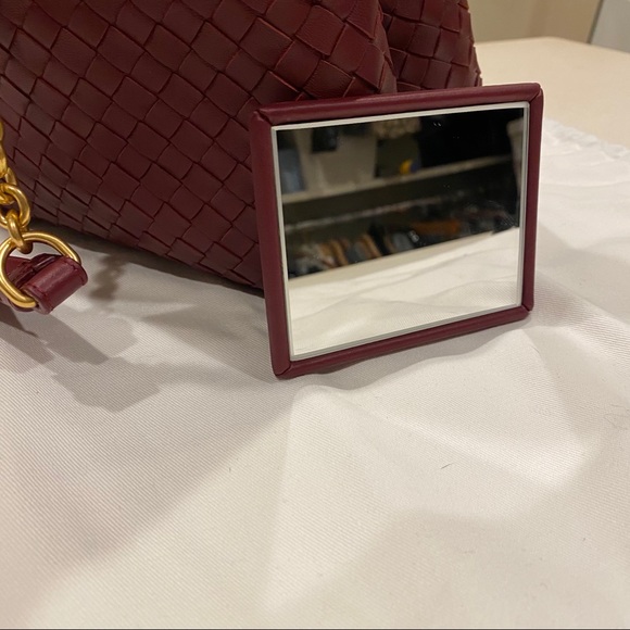 SOLD ❌ on TRR - BOTTEGA VENETA Medium Intrecciato Leather bag NWOT - Picture 11 of 13